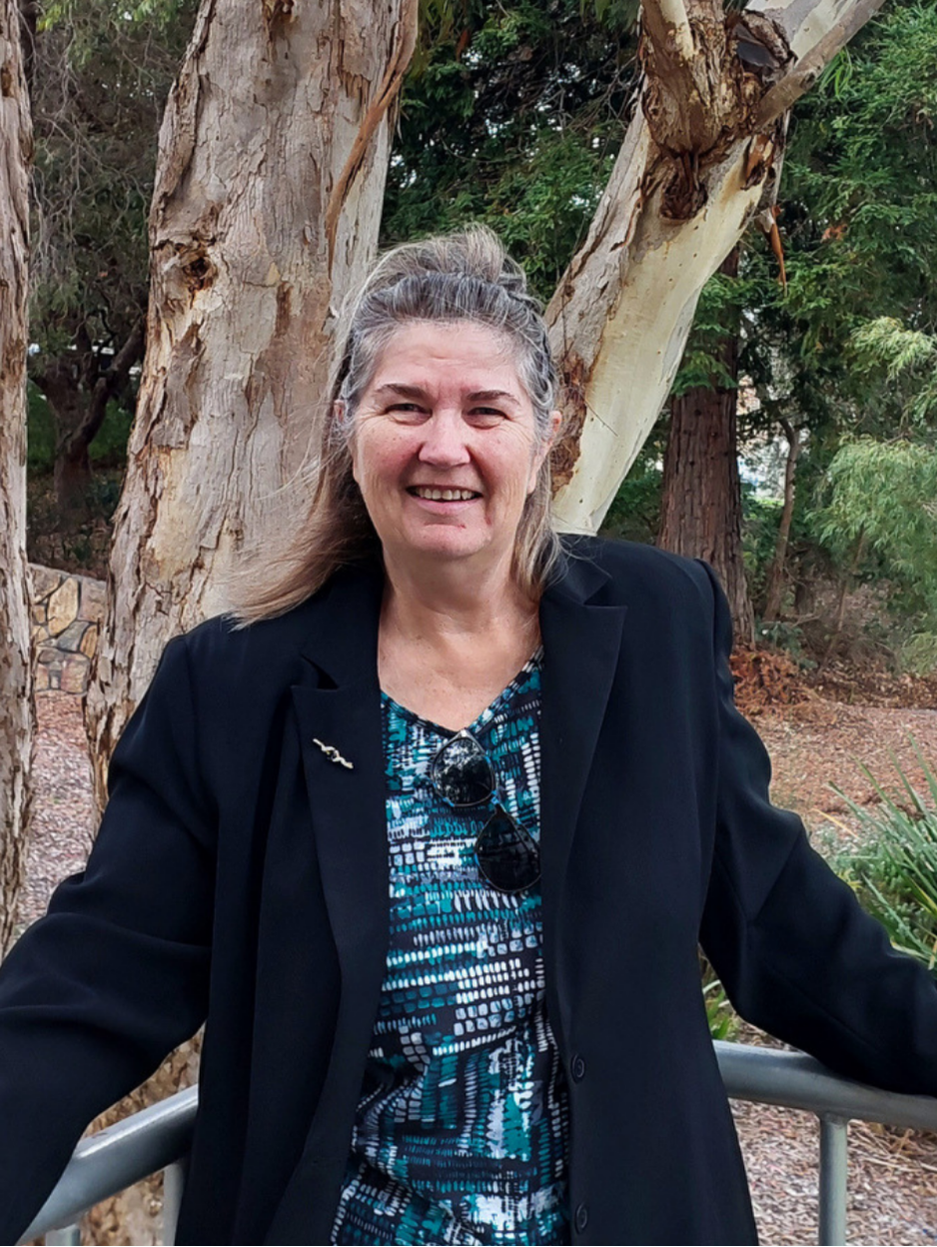 Sandra Knight